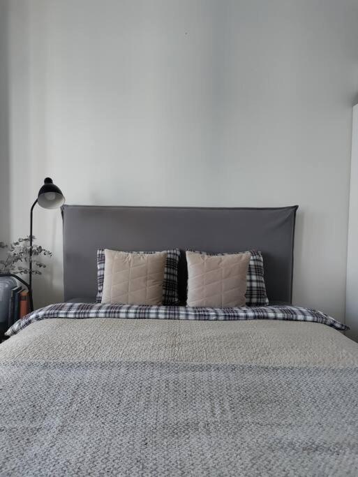 Top-floor Studio, Near Park & Sea, Great Transit Lejlighed